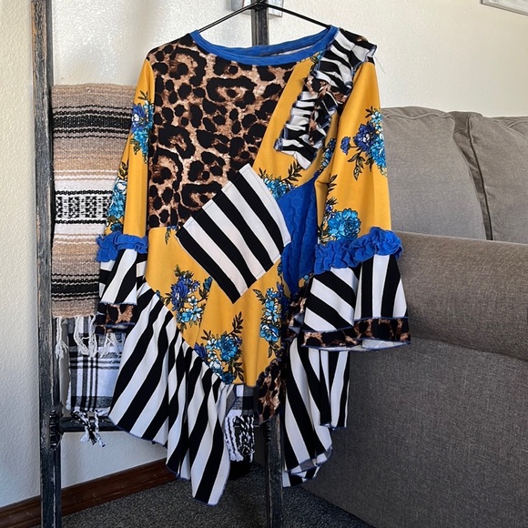 💛💙Patchwork Custom Top💙💛 - Picture 3 of 6